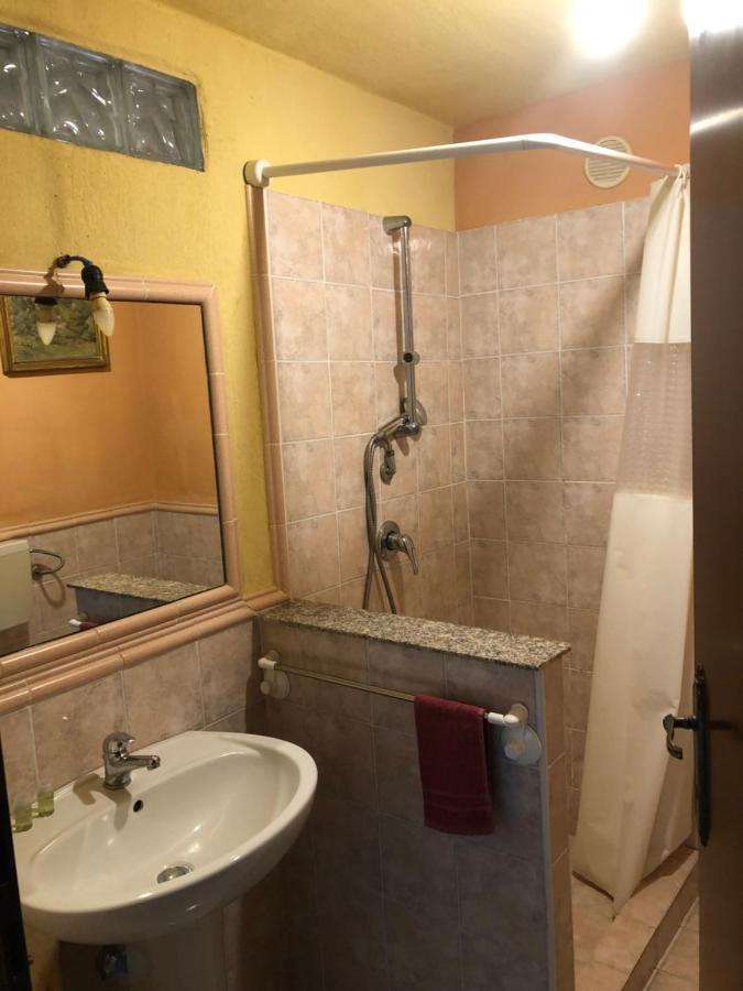 Sarrala Apartment Tertenia Luaran gambar
