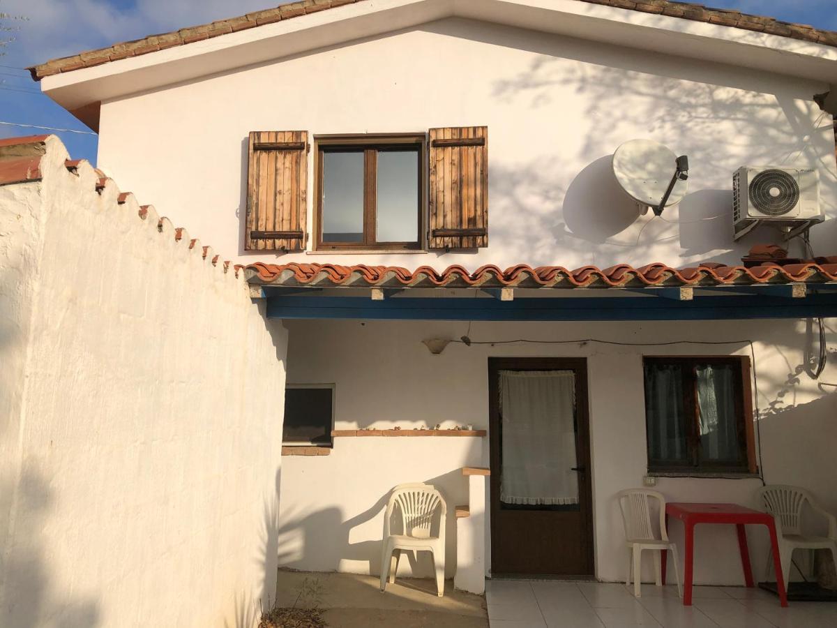 Sarrala Apartment Tertenia Luaran gambar